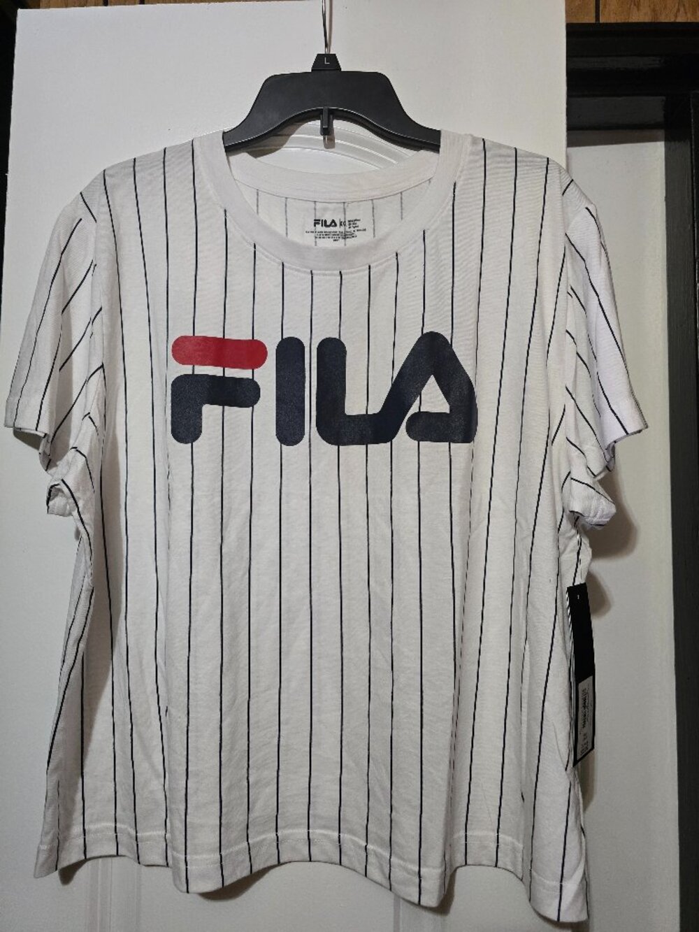 Fila Women's White Cropped Short Sleeve T-Shirt w Black Vertical Pinstripes XXL